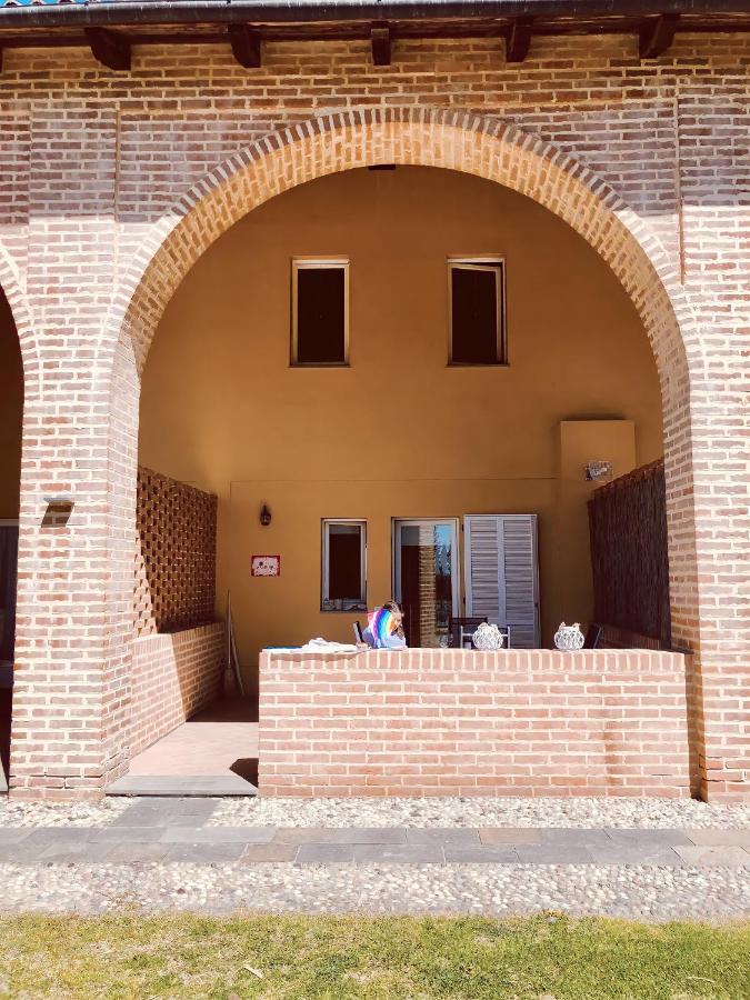Villetta Rosso Rubino Vignale المظهر الخارجي الصورة